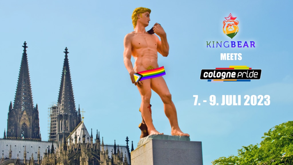 ein Mann, der auf einer Statue vor einem Gebäude steht.